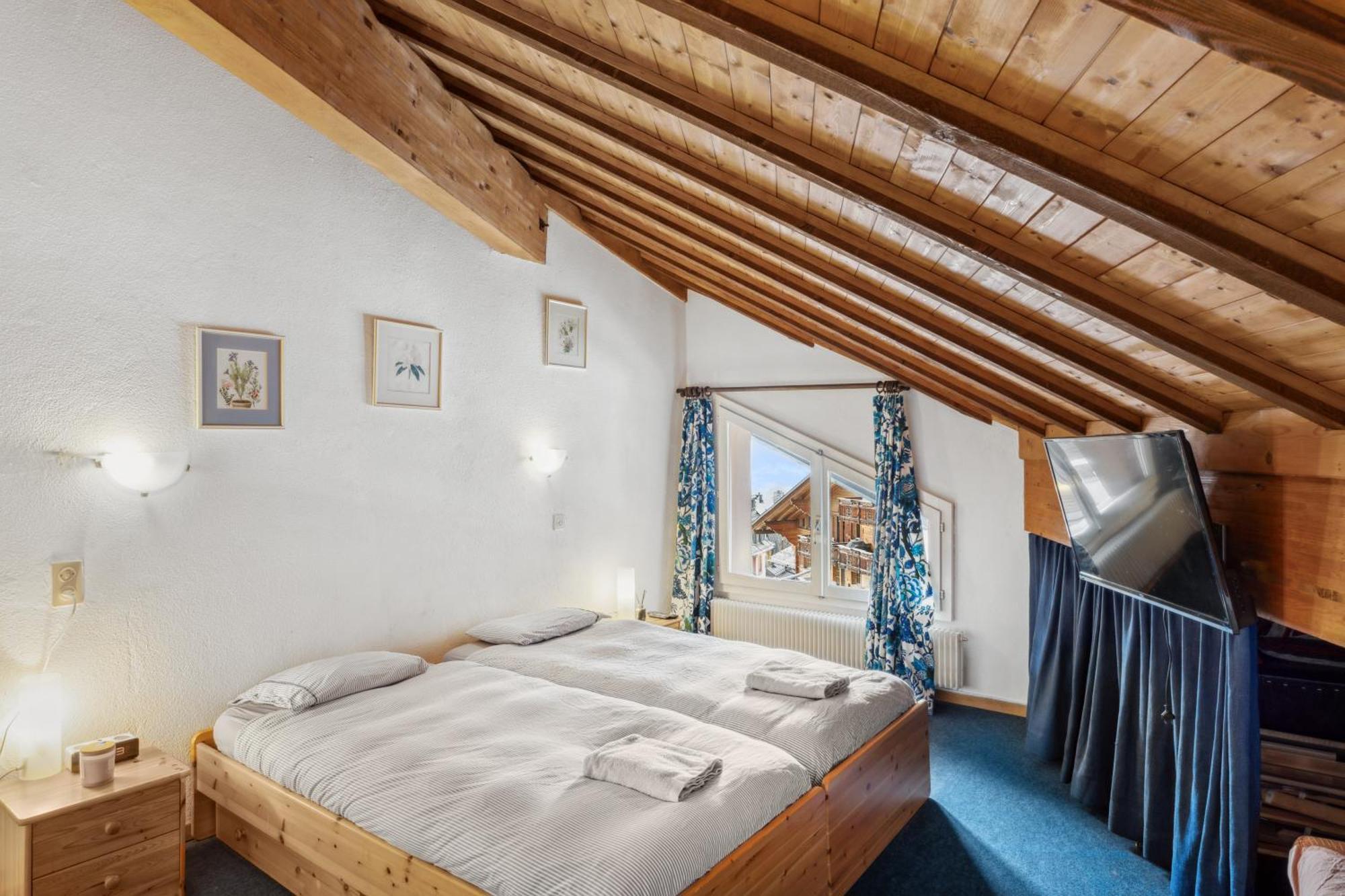 Triplex In Villars Centre With Parking Buitenkant foto
